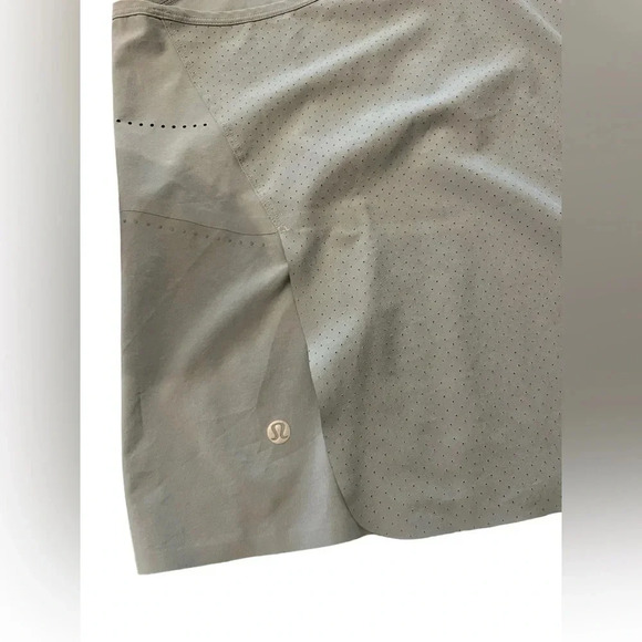 Lululemon Women's Find Your Pace Tank Blue Cast Breathable - Picture 4 of 8